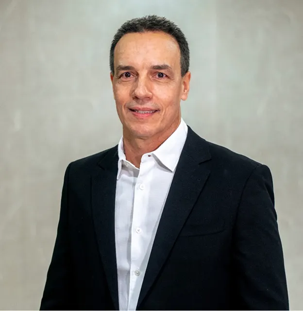 Dr. Tales Pena Machado